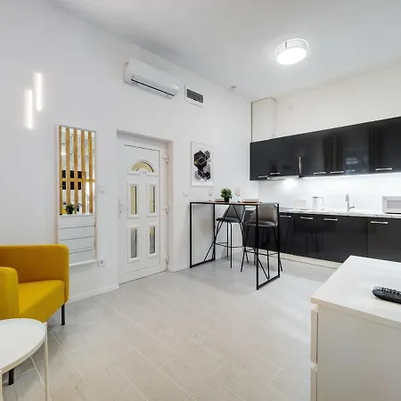 Comfortable In Brand New * Budapest